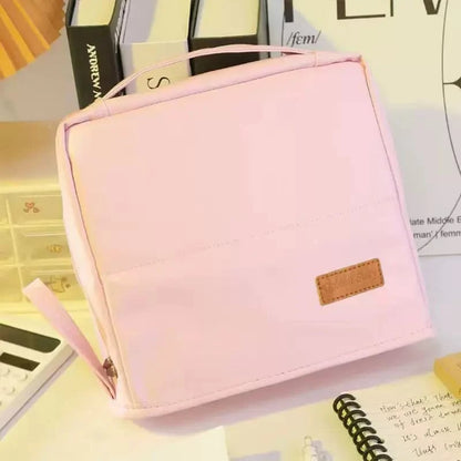 🔥Portable Large Capacity Standing Makeup Bag