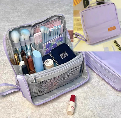 🔥Portable Large Capacity Standing Makeup Bag