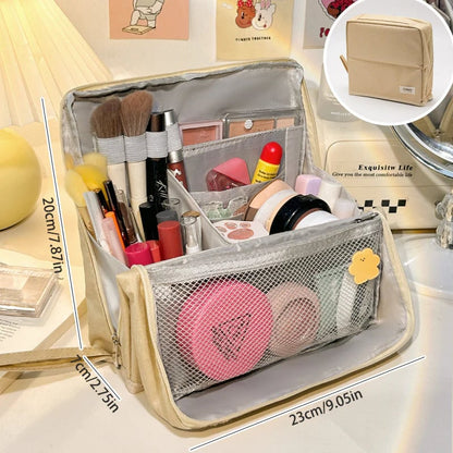 🔥Portable Large Capacity Standing Makeup Bag